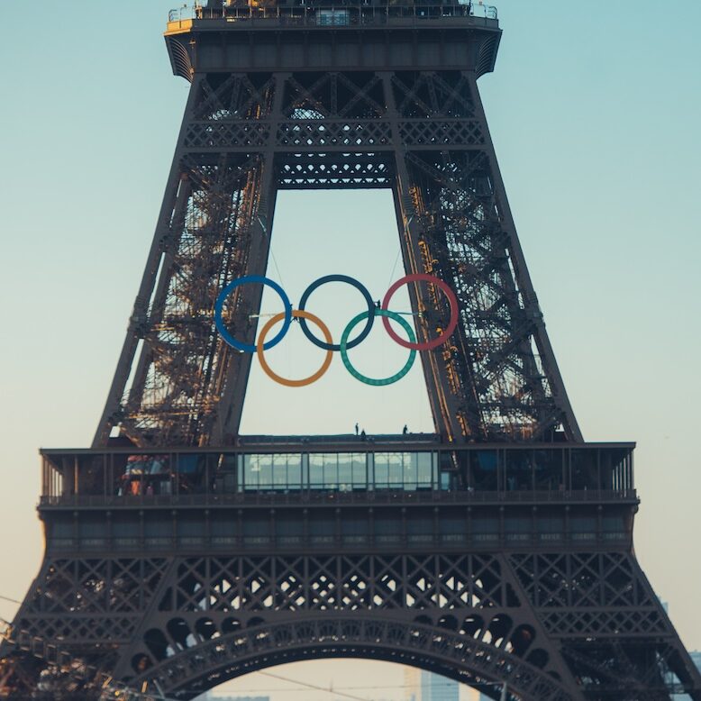 Run Rings Around Steel runs rings around the Paris Olympics - constructsteel.org