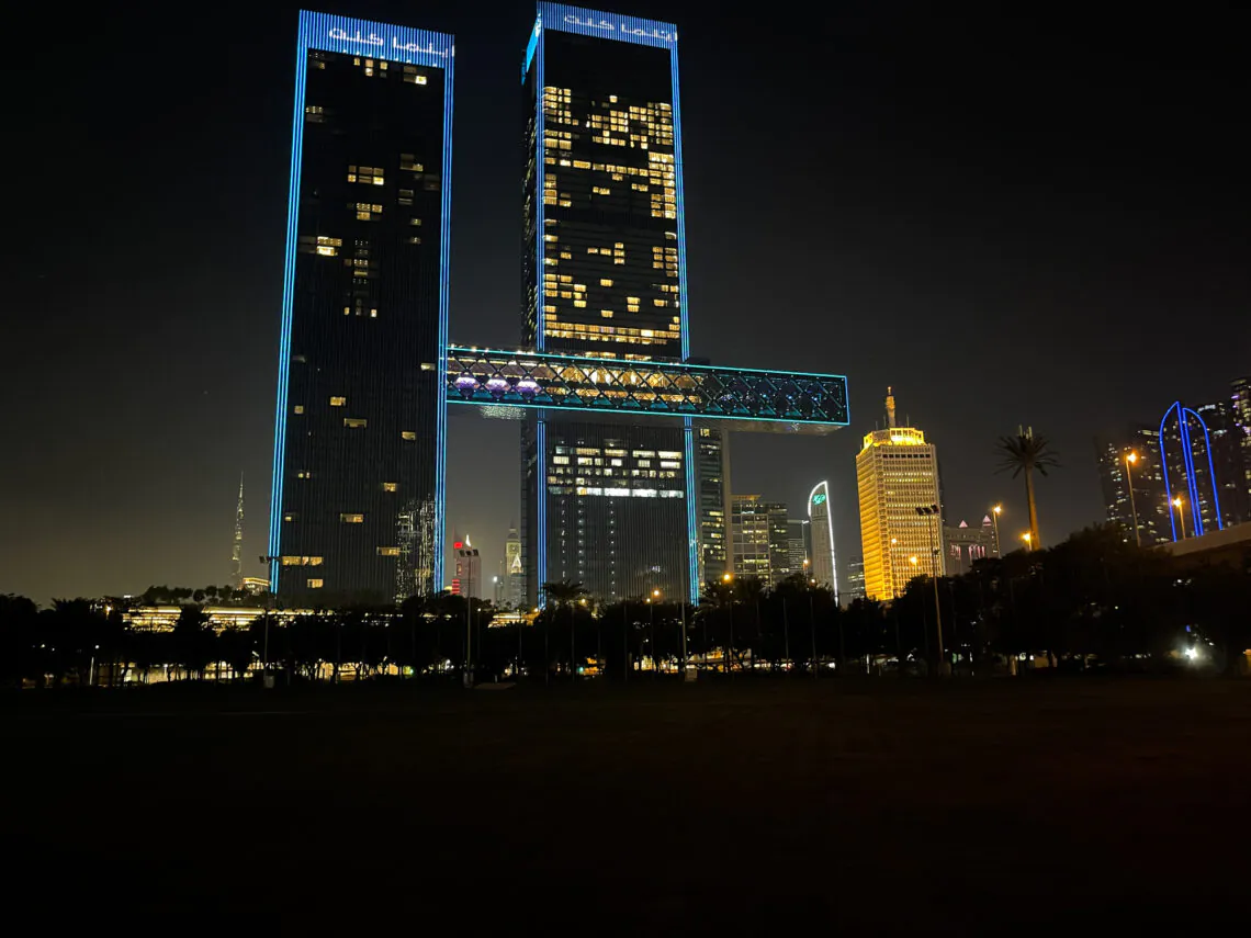 The world's longest cantilevered structure